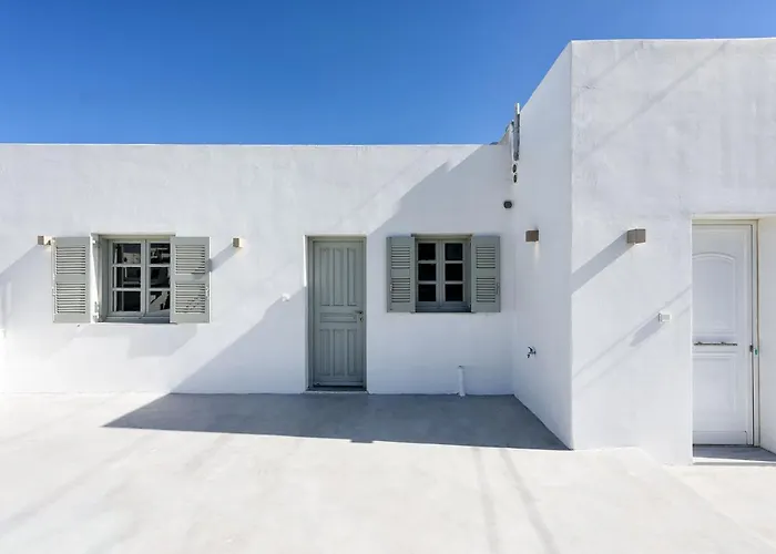 Strata Home By Rocks Estates